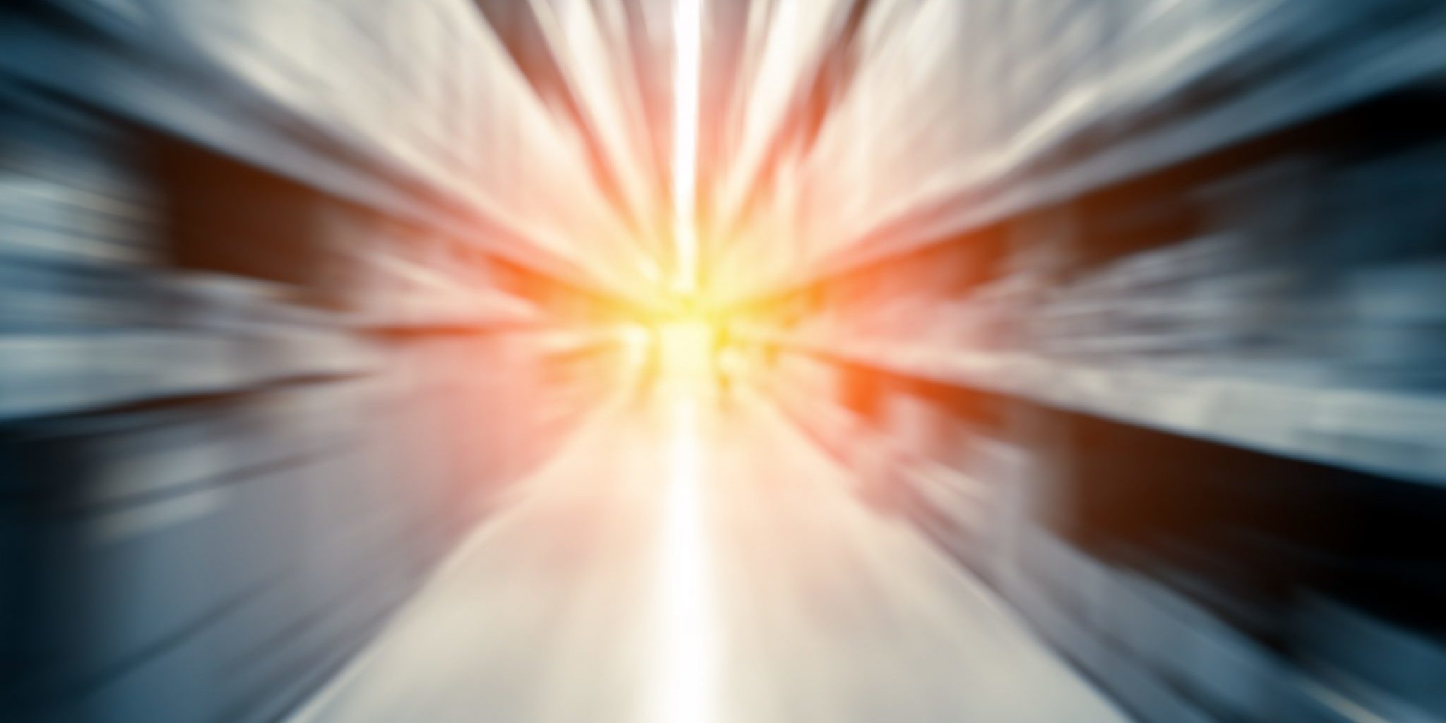 Lager_Gang_Lichtkegel Immobilie