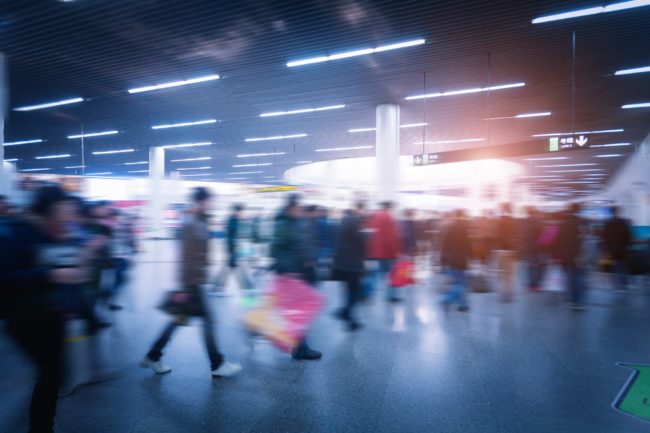 Menschenmenge beim Einkaufen - Wertpapier